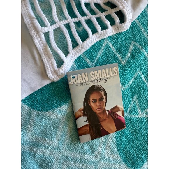 Joan Smalls Smart & Sexy White Marble Bikini Top Size XS Crochet Halter Tie NWT - Picture 3 of 7